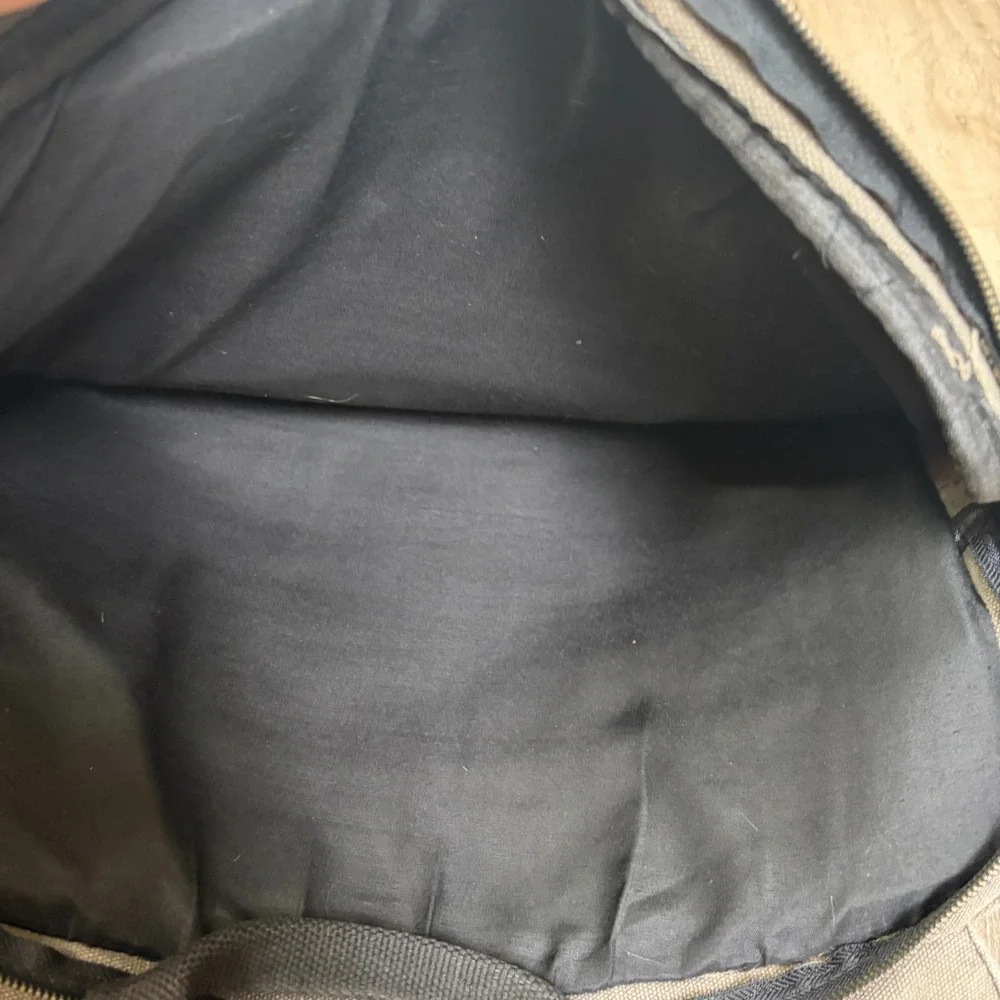 Bag of Holding THINK GEEK Dungeons and Dragons Gray Canvas Messenger Backpack
